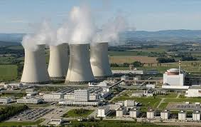 KURD’LER KENDİ YARALARINI SARMALIDIR